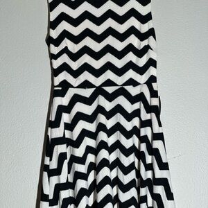 Chevron Patterned Black and White Dress